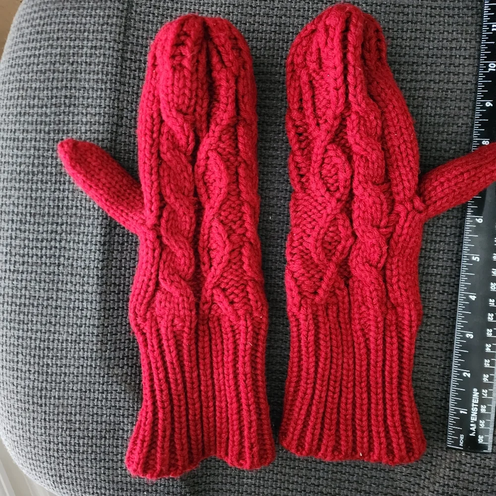 Womens Red Lined Mittens Gloves